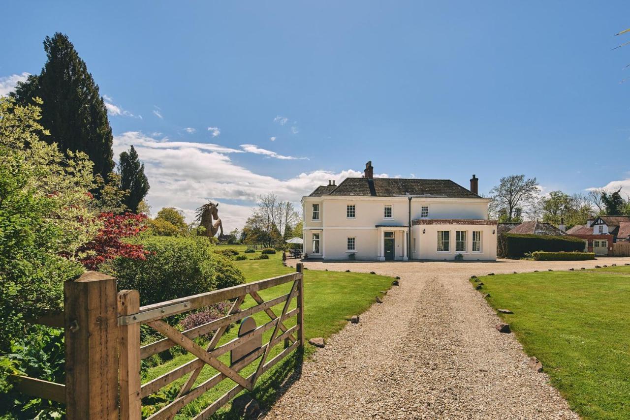 Equestrian Manor Villa Upton upon Severn Eksteriør billede