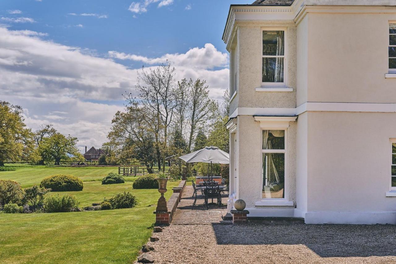 Equestrian Manor Villa Upton upon Severn Eksteriør billede